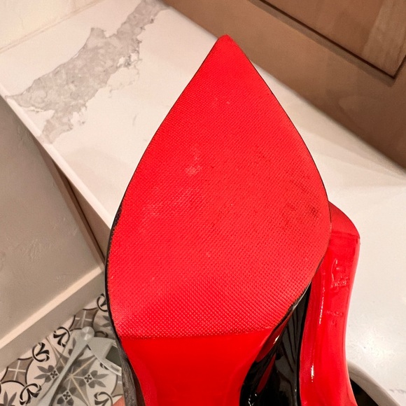 Christian Louboutin- size 10 - patent leather - Picture 5 of 8